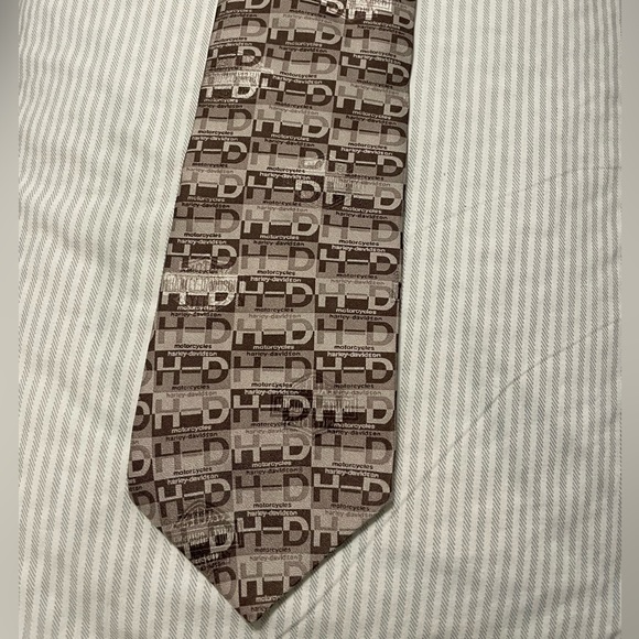 Harley Davidson men’s tonal print tie - Picture 1 of 4